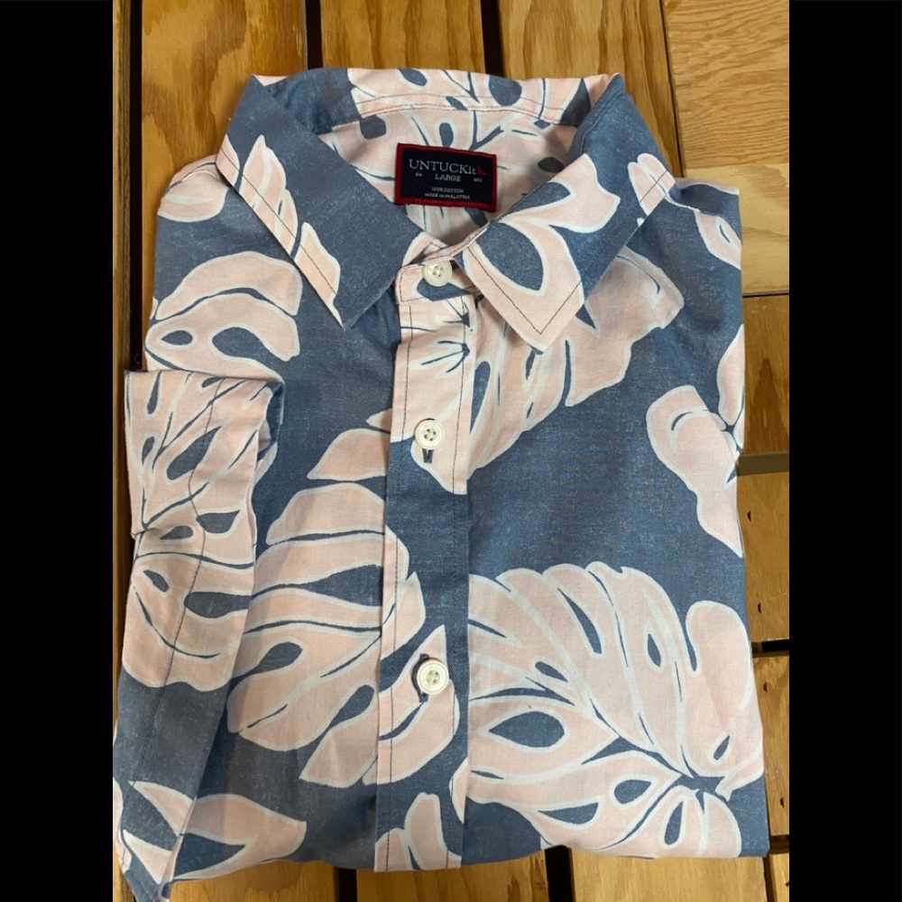 COPY - - UNTUCKit Floral Short Sleeve Button Down